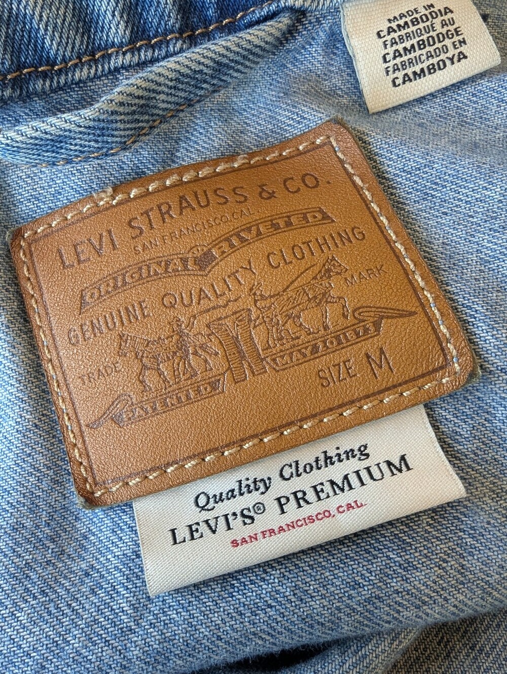 Levi's 90s Trucker Jacket - Picture 4 of 4